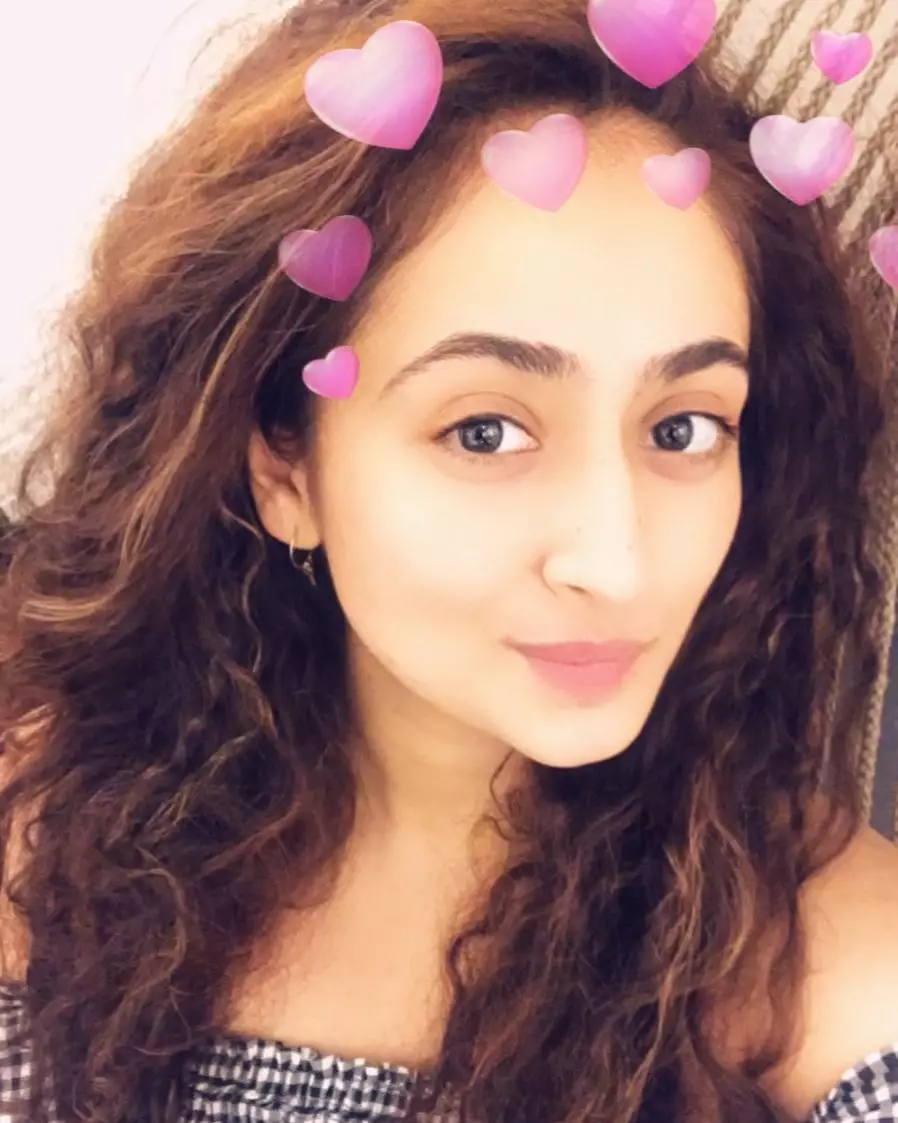 pesona Ruchikaa Kapoor © Instagram pesona Ruchikaa Kapoor © Instagram