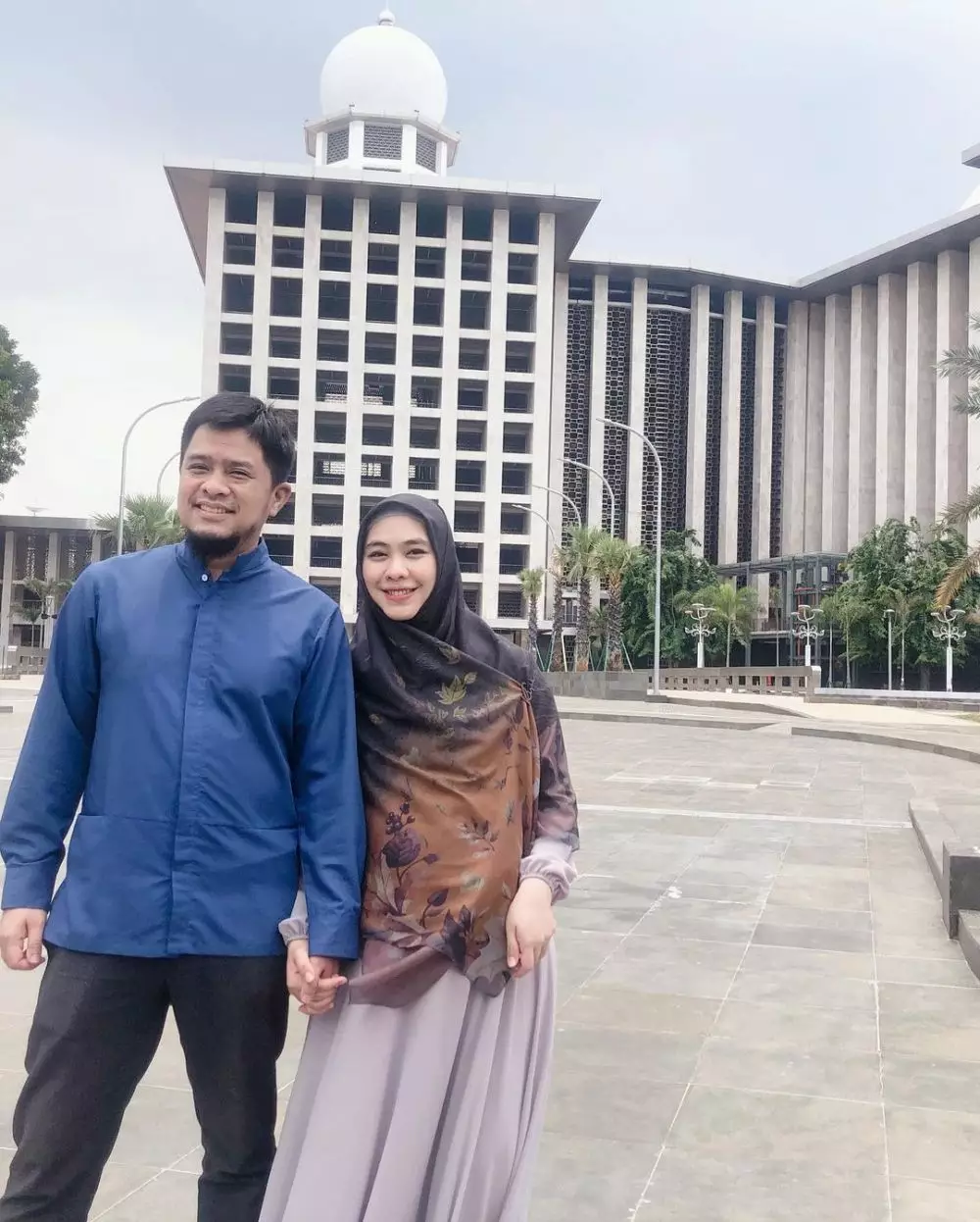 Oki hamil 9 bulan © Instagram Oki hamil 9 bulan © Instagram