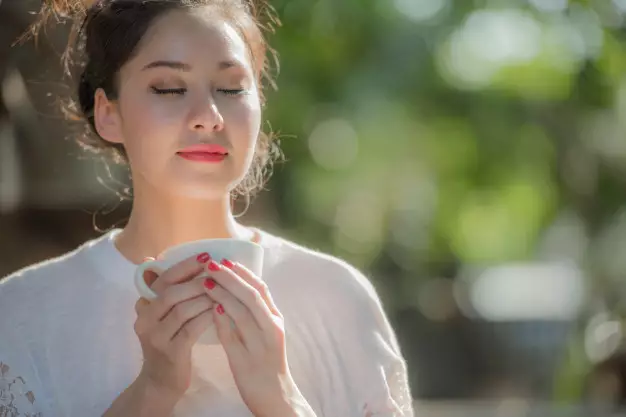 Kata-kata motivasi tentang kedamaian hati © freepik.com