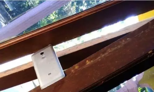 barang mewah jadi ganjelan orang miskin Berbagai sumber