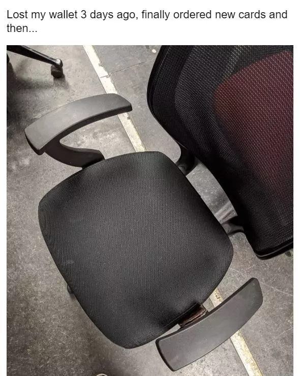 momen malu karena ceroboh Berbagai sumber