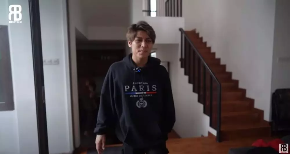 rumah baru Rizky Billar © YouTube