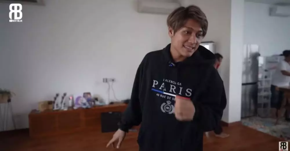 rumah baru Rizky Billar © YouTube