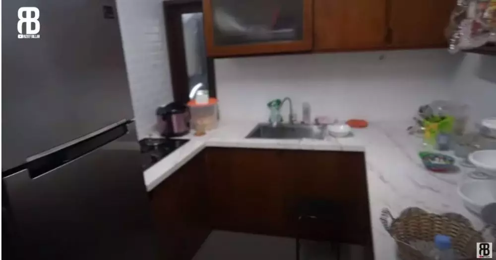 rumah baru Rizky Billar © YouTube
