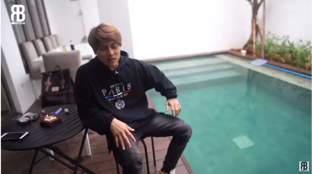 rumah baru Rizky Billar © YouTube