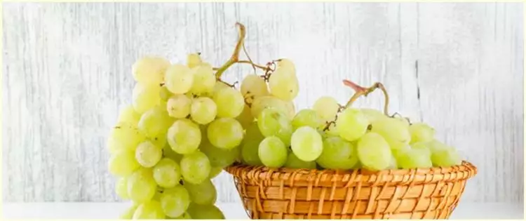 10 Manfaat anggur hijau untuk kesehatan, tingkatkan kesehatan mata