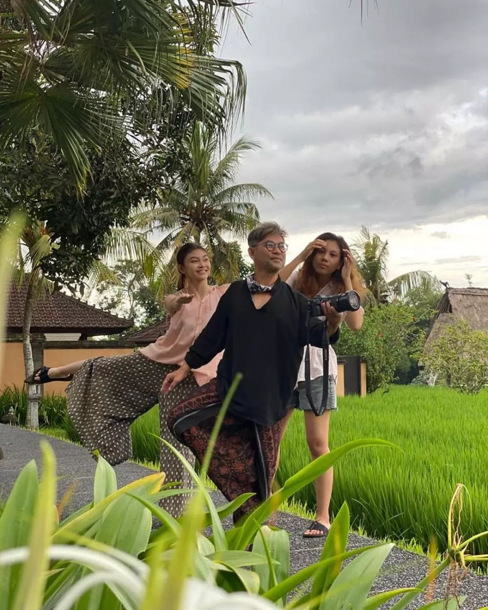 pemotretan keluarga Anjasmara di Bali © Instagram pemotretan keluarga Anjasmara di Bali © Instagram
