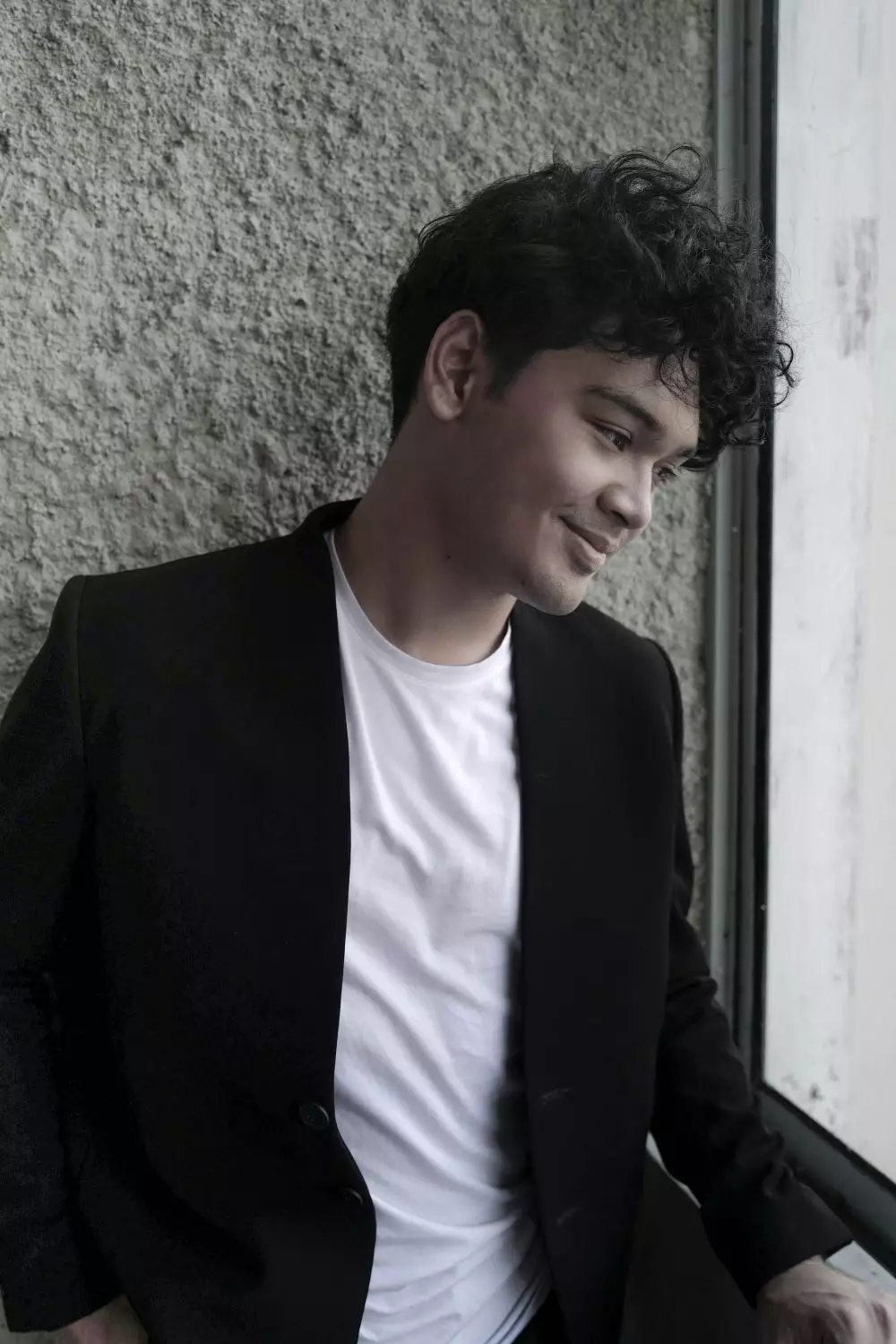 Mikha Angelo album Amateur © 2020 berbagai sumber Mikha Angelo album Amateur © 2020 berbagai sumber