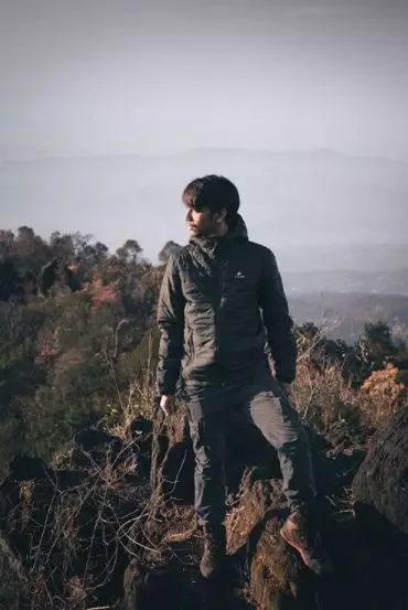 7 Aksi Fiersa Besari mendaki gunung istimewa