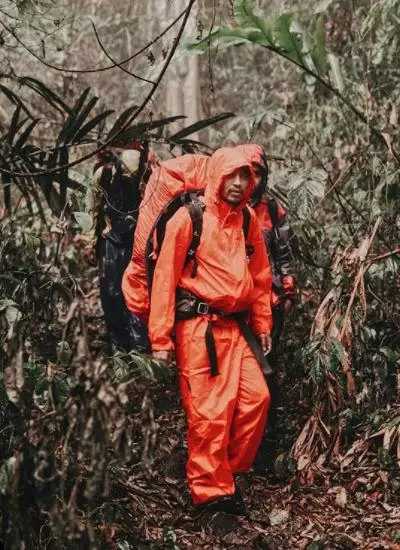 7 Aksi Fiersa Besari mendaki gunung istimewa