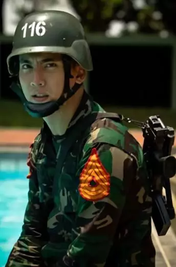 Seleb pakai seragam TNI © 2020 brilio.net