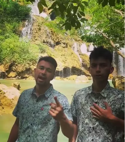 Momen Raffi Ahmad dan Nagita di Sumba  © Instagram