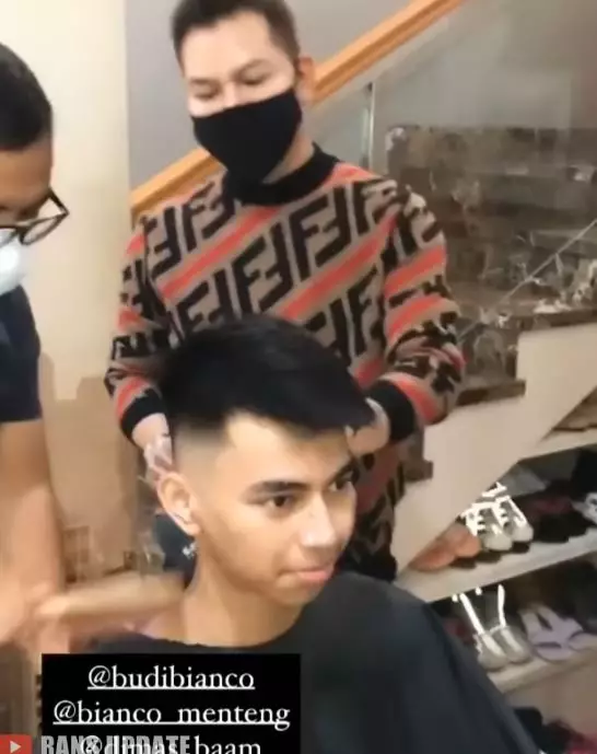 fasilitas kembaran raffi © YouTube