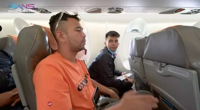 fasilitas kembaran raffi © YouTube