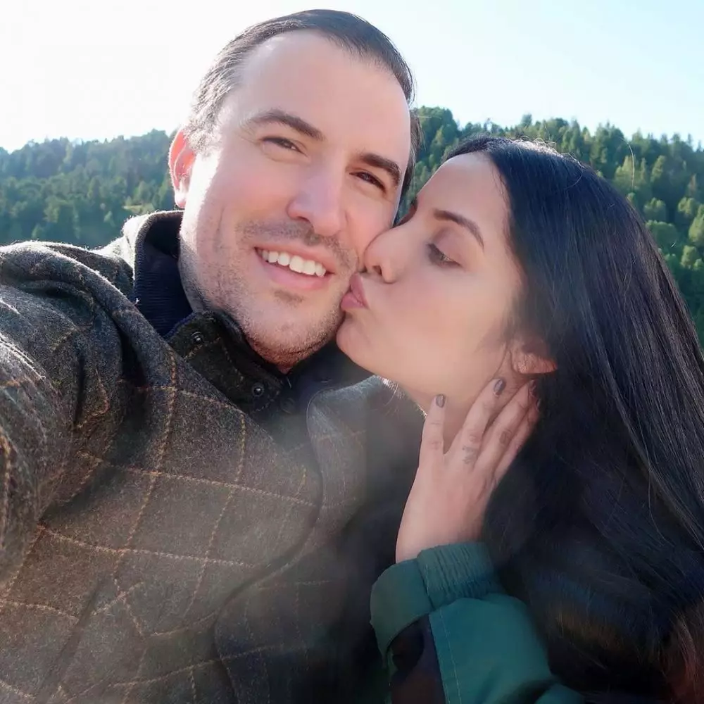 Seleb mesra bareng pasangan bule © 2020 brilio.net