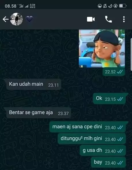 Chat kalau pacar lagi ngambek © berbagai sumber Chat kalau pacar lagi ngambek © berbagai sumber