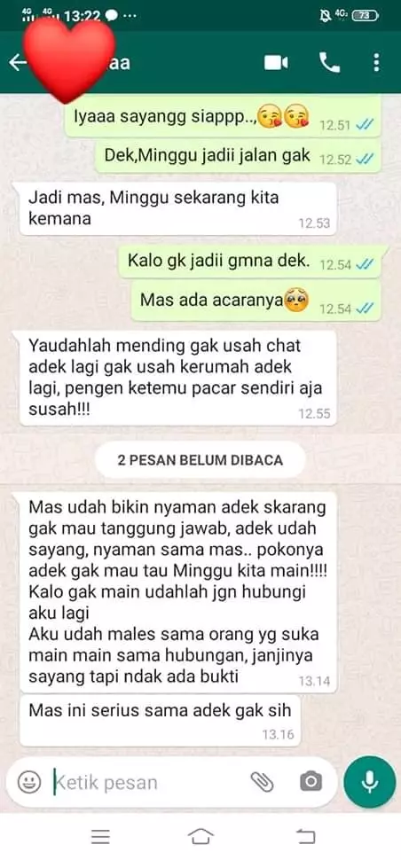 Chat kalau pacar lagi ngambek © berbagai sumber Chat kalau pacar lagi ngambek © berbagai sumber