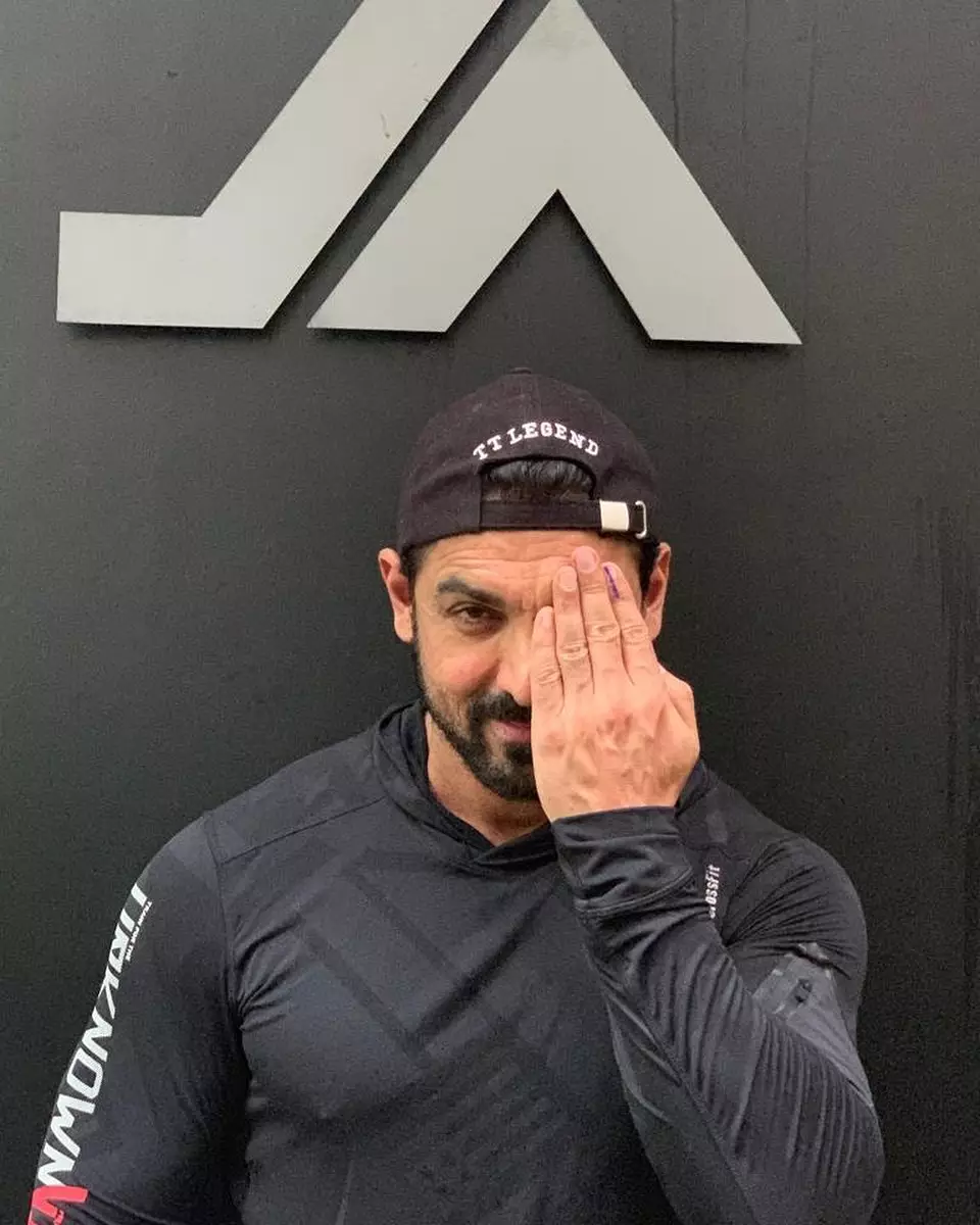 seleb bollywood punya rumah produksi © Instagram