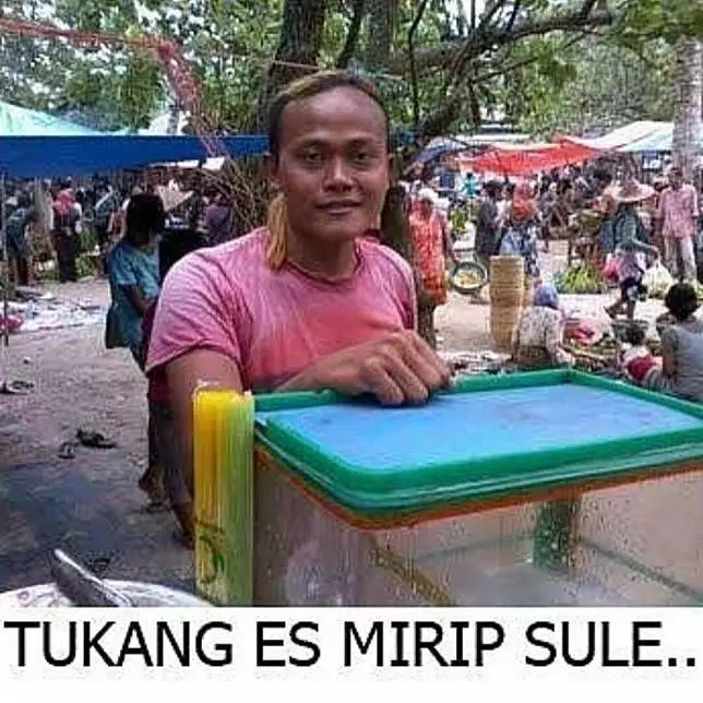 Pedagang viral mirip artis ©berbagai sumber
