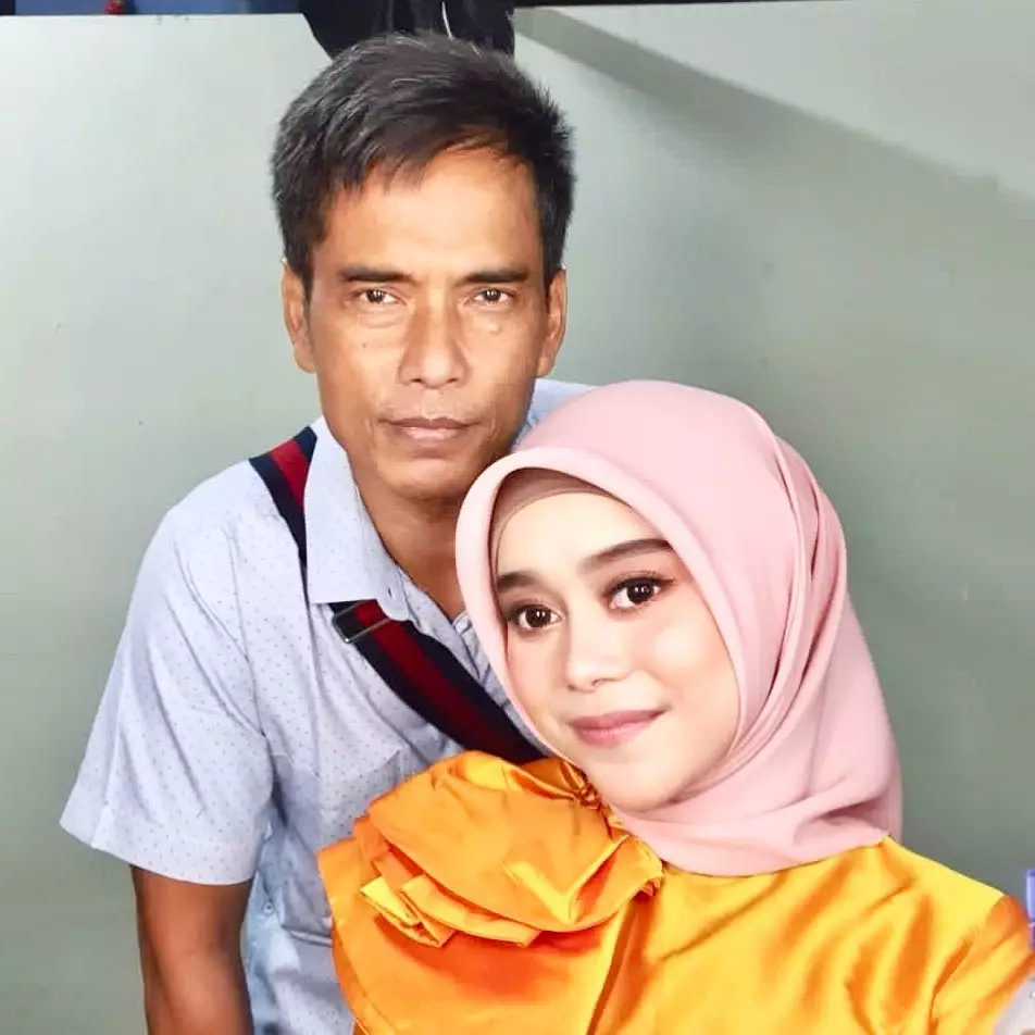 ungkapan ayah Lesty Kejora bikin haru Instagram ungkapan ayah Lesty Kejora bikin haru Instagram