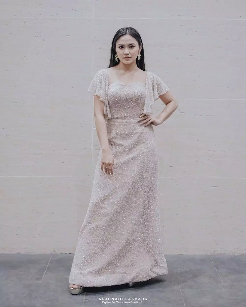 Gaya pemotretan Mahalini Raharja © 2020 brilio.net Gaya pemotretan Mahalini Raharja © 2020 brilio.net