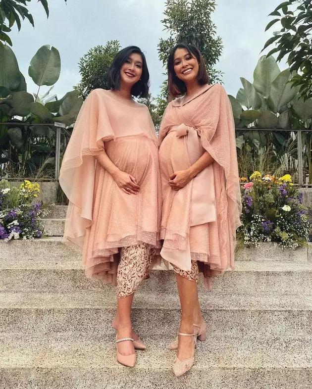 potret baby bump bunga jelitha © Instagram