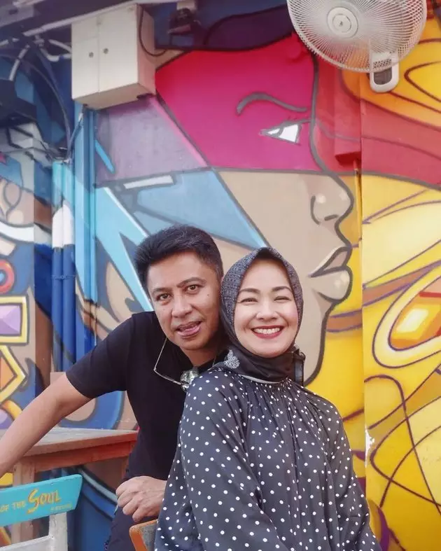 Alya Rohali dan suami © 2020 brilio.net Instagram Alya Rohali dan suami © 2020 brilio.net Instagram