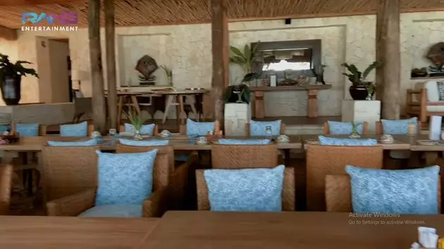 Potret rumah pohon Luna Maya di Sumba © 2020 brilio.net YouTube Potret rumah pohon Luna Maya di Sumba © 2020 brilio.net YouTube