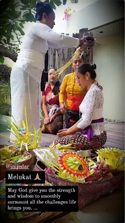 Prosesi melukat Jessica Iskandar ©Instagram