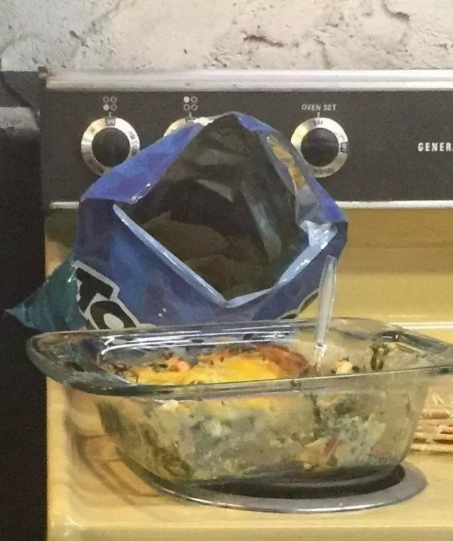 alat dapur mirip wajah © Reddit alat dapur mirip wajah © Reddit