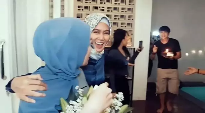 ultah Imel Putri Cahyati ke-32 © Instagram