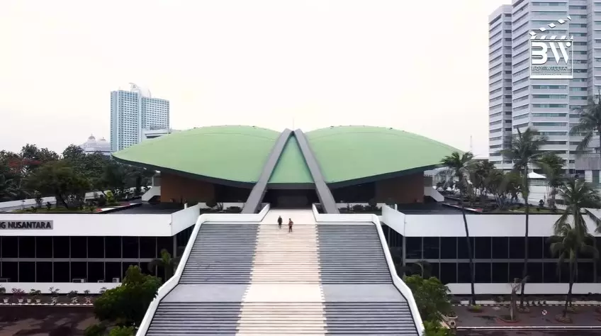 Potret gedung DPR RI © YouTube