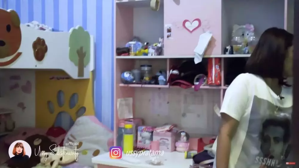 rumah masa kecil Ussy © YouTube rumah masa kecil Ussy © YouTube