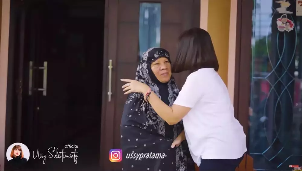 rumah masa kecil Ussy © YouTube rumah masa kecil Ussy © YouTube