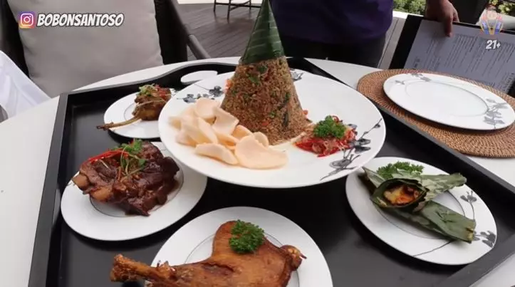 nasi goreng Rp 1 juta © YouTube