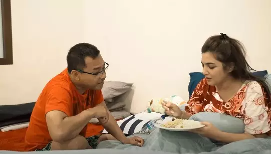 Momen kejutan Anang untuk Ashanty ©YouTube Momen kejutan Anang untuk Ashanty ©YouTube