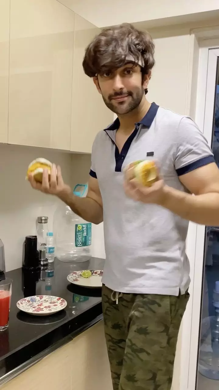 rumah Nandish Sandhu Uttaran © 2020 brilio.net Instagram