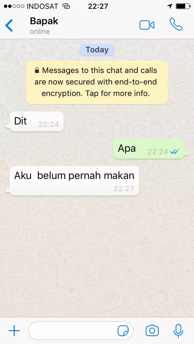 Chat iseng dari orangtua © Twitter