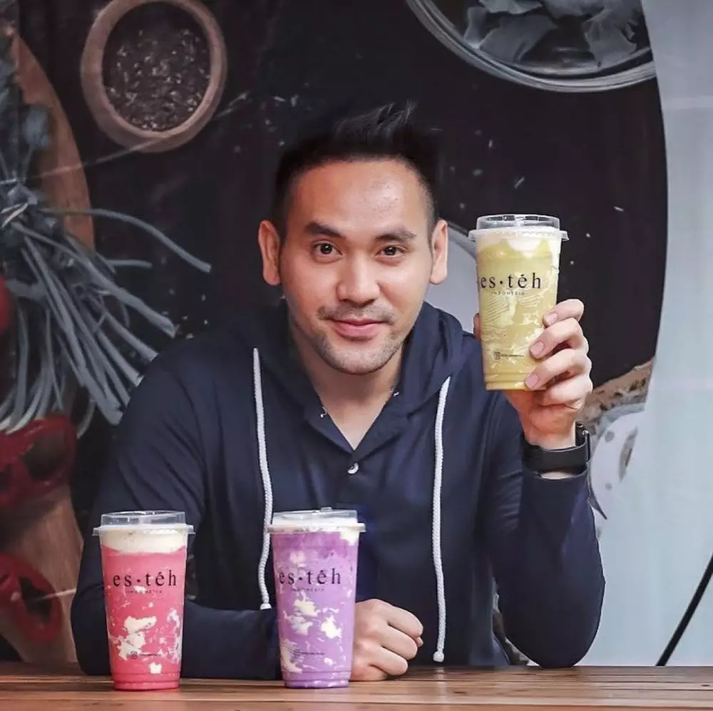 Bisnis suami Jenita Janet Instagram