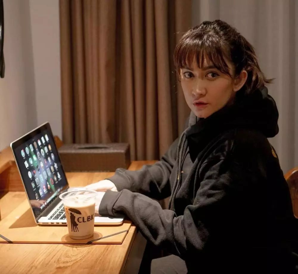 bisnis Nafa Urbach © Instagram