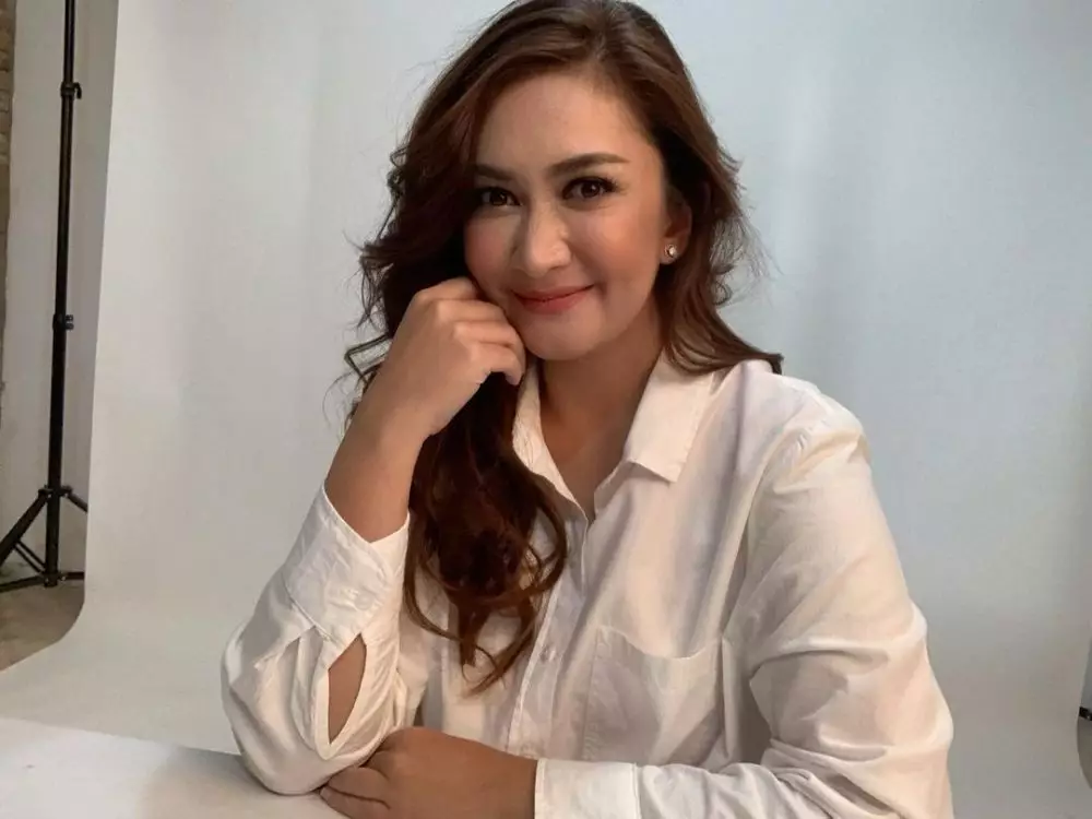 bisnis Nafa Urbach © Instagram