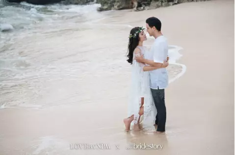 potret prewedding seleb di pantai © Instagram potret prewedding seleb di pantai © Instagram