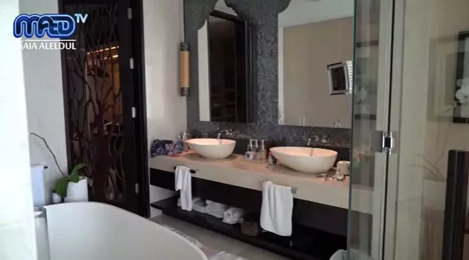 Vila Irwan Mussry  YouTube