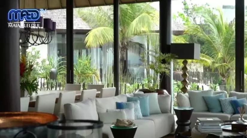 Vila Irwan Mussry  YouTube