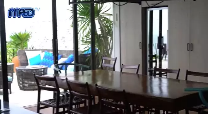 Vila Irwan Mussry  YouTube