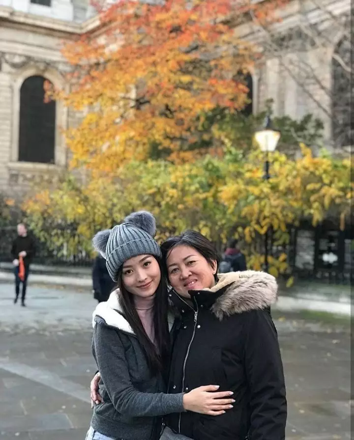 momen pemain anak band dan sang mama © Instagram