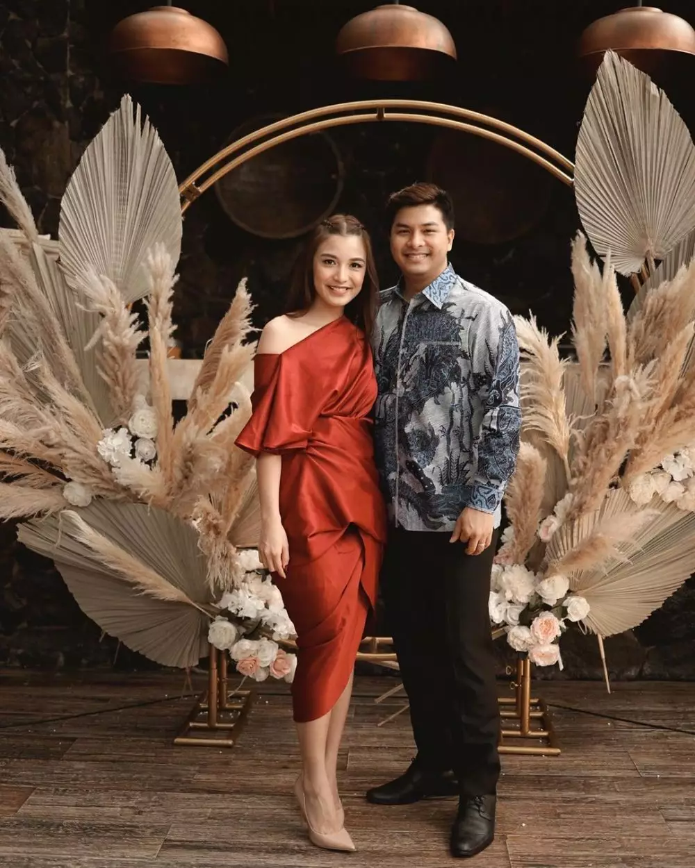 pesinetron kondangan bareng pasangan © Instagram