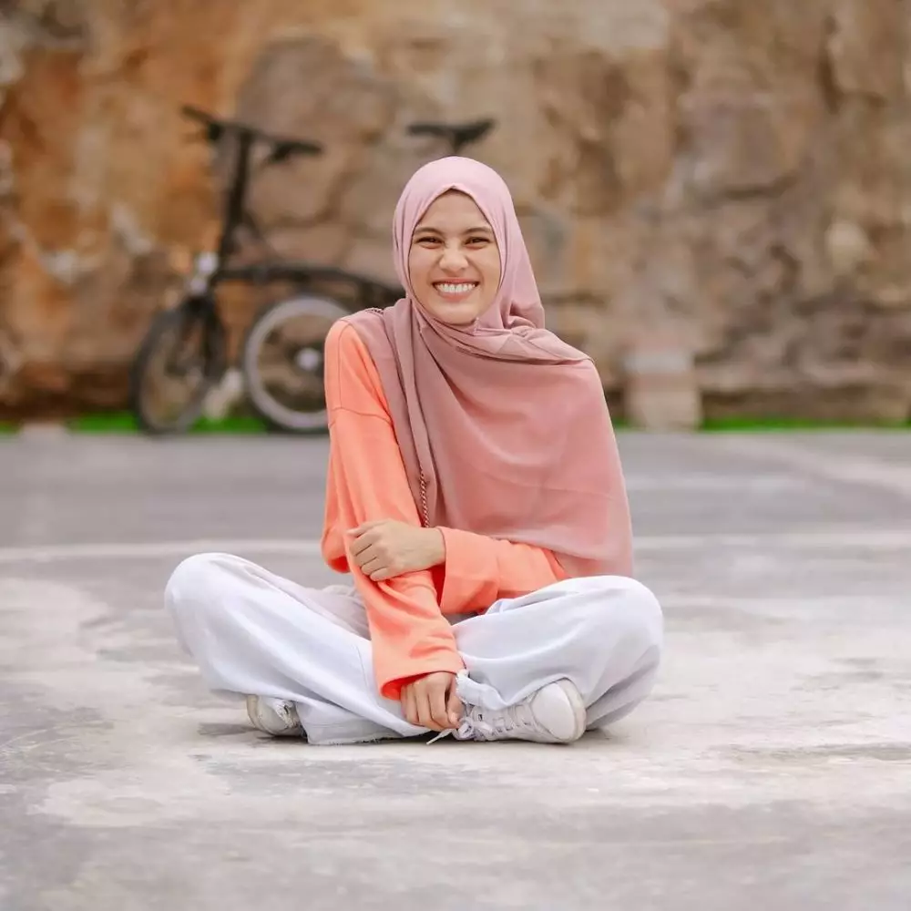 Potret terbaru pemain sinetron Bintang Berbagai sumber Potret terbaru pemain sinetron Bintang Berbagai sumber