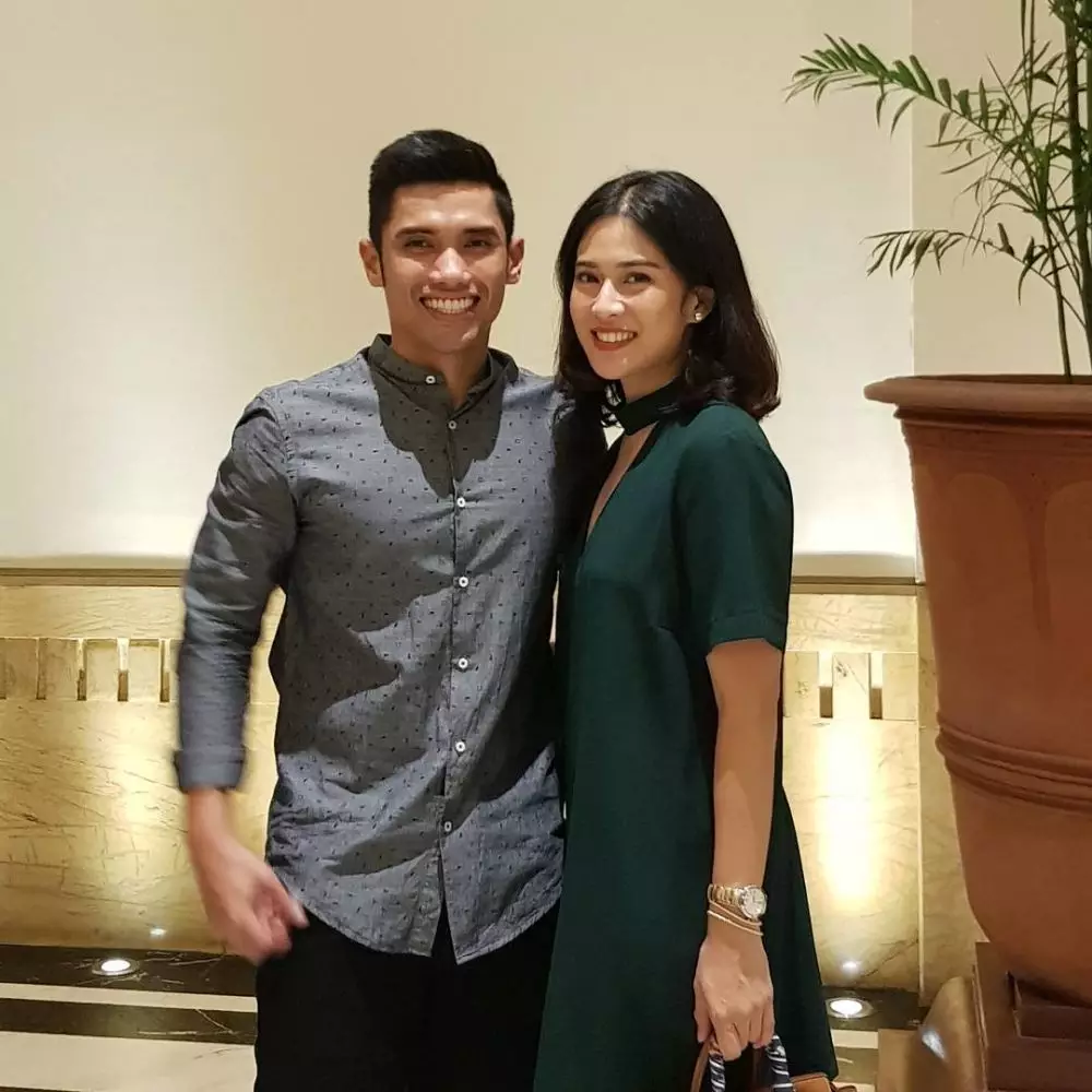 Seleb mualaf jelang menikah © 2020 brilio.net Seleb mualaf jelang menikah © 2020 brilio.net