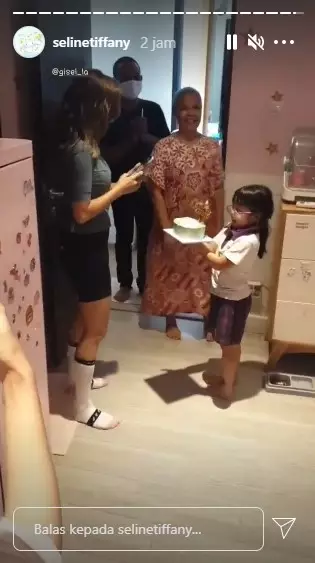 Momen kejutan ultah Gisella Anastasia © Instagram